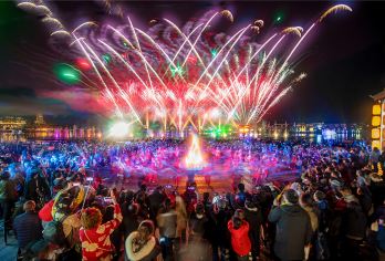 长沙铜官窑国风乐园一日游【晚出发 慢旅行 夜游铜官尽兴而归】【17处人文景点+八大主题博物馆+5大实景演艺+非遗文化打铁花】