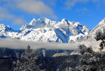 云南丽江+玉龙雪山一日游【小索道云杉坪蓝月谷线】【升级6-8人团】