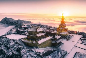 乐山大佛+峨眉山+金顶一日游【纯玩无购物+三环内上门接早】【[享服务新细节]含特色两餐：地道川菜+美味小吃；三环内专车接早；大V导游深度解说】