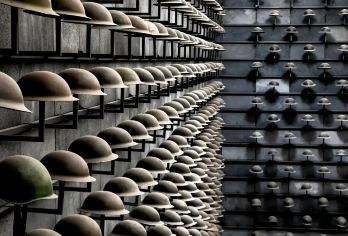 腾冲和顺古镇+叠水河瀑布+国殇墓园纯玩一日游【2-6人小团】【[2-6人精品小团]人少更自由！拒绝拥挤，随走随停。专属向导贴心带玩，灵活调整行程，像朋友结伴般轻松】