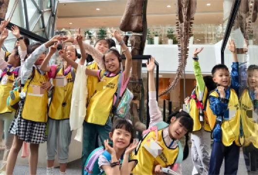 上海自然博物馆《自然探索一日营》十人小团含门票【师生比1：5，含教学、博物馆门票、特展门票、午餐】