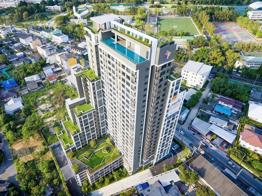 Plus Sriracha Condominium