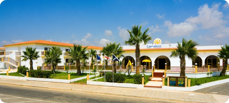 科斯梅勒尼亚公寓酒店-官方