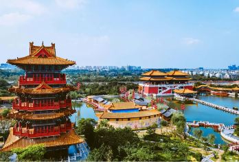 开封清明上河园+包公祠【三环内免费接|不进购物店|专导讲解】【[高性价比]连续8年发团量第一行业领先，获“携程高质量服务奖”“携程服务标杆奖”等奖项实力的证明。】