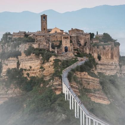 意大利白露里治奥托斯卡纳一日游 中文司机8人小团