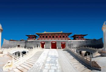 【含车·含门票】襄阳唐城+古隆中+习家池+襄阳古城经典一日游【[独立成团]1人起订，多加1人仅需+180，含车含门票。一单一团不讲究。不与陌生人拼团。】