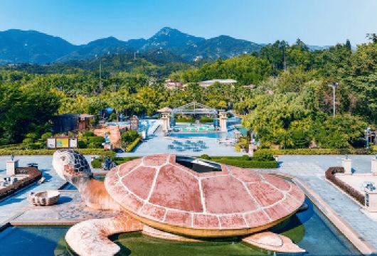 私家小团｜海滨温泉冬日泡汤+出海捕鱼+沙滩烧烤烟花半日游【[定制之旅]追踪小众之地——把世界变成你们的游乐场！】