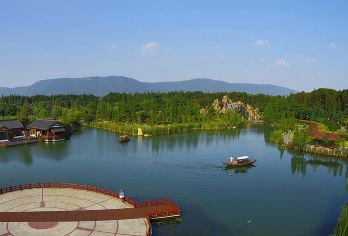 中国苏州沙家浜风景区+尚湖+亲子游玩（可选择英文服务）【上门接送，点对点接送，时间自由可调，景点可调】