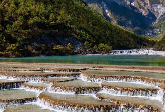 丽江玉龙雪山牦牛坪中索道+蓝月谷一日游+8人小团+日照金山【可选日照金山（下单时备注）】