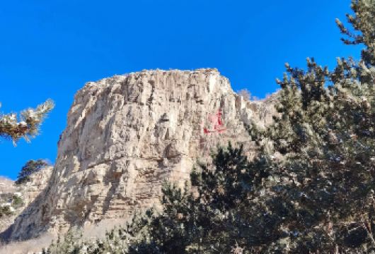恒山+悬空寺+土林甄选准新车※景点游玩不限时酒店上门接8号线【[精品包车一日游]全系车型均使用[精品车型]-车内干净卫生，司机服务热情贴心，大同市平城区范围上门接】
