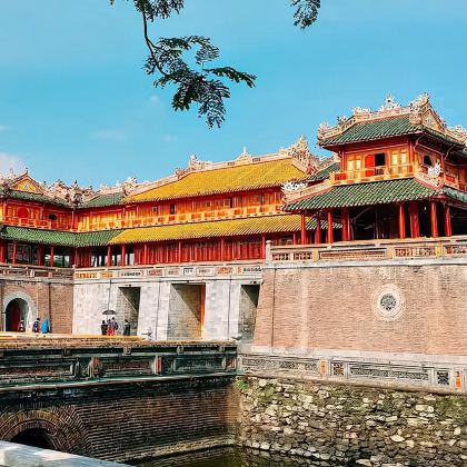 越南顺化一日游 [岘港出发 + 皇城+ 天姥寺+ 启定陵 ]