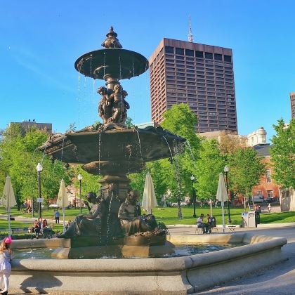 美国波士顿公园+新英格兰水族馆+昆西市场+波士顿鸭子船一日游