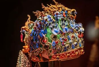 一路繁花赏洛阳：中英俄语导游：国家牡丹园+博物馆  EA【全程中文/英文/俄语服务，沟通无障碍，景点可调】