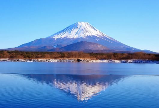 9人小团·富士山三湖列车一日游：河口湖+山中湖+精进湖+列车【一次打卡五大富士山绝景：精选精进湖、河口湖、山中湖、日川+罗森，收获满满网红大片】