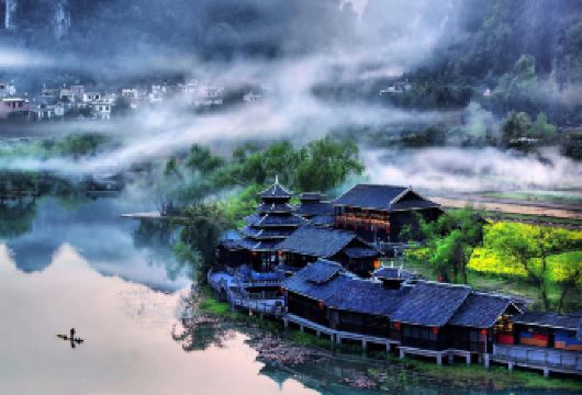 阳朔银子岩+遇龙河+十里画廊+世外桃源【徒步/漂流可选】【[阳朔精华]十里画廊打卡，遇龙河，田园风光世外桃源，银子岩溶洞奇观，打卡体验两不误！】