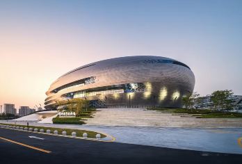 深圳科学技术馆+世界之窗+梅拉尼亚小镇一日游&亲子家庭/研学【科学技术 | 欧洲度假片 | 走进世界的缩影 | 童话小镇】