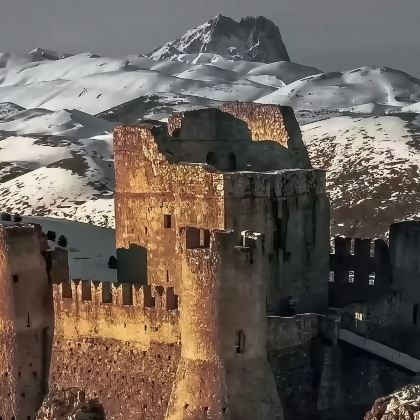 包车串联99喷泉+圣伯纳迪诺教堂+西班牙城堡+公园+大萨索山