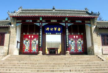 威海刘公岛景区+定远舰一日游【讲解+欧粮】【①[度假优选]刘公岛，历史教科书，海上风情园，自然与历史的馈赠。甲午故地、不能忘的历史。】