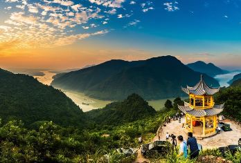 桂平西山风景名胜区+龙潭森林+金田起义博物馆一日游（私家团）【桂平西山、佛教圣地、景色秀丽】