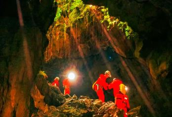 平塘天硐+中国天眼景区一日游【私家团包车游+上门接送】【震撼体验 站在观景台俯瞰直径500米的 超级大锅 30个足球场大小的接收面积令人叹为观止 民族自豪感】
