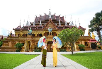 曼听御花园+曼远村一日游【9点晚出发+亲近自然+向往的生活】【[优良资质]市区酒店上门接送，睡醒出发，无需早起，9点晚出发