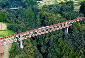 熊本往返|九州高千穗小火车+高千穗峡+阿苏火山草千里一日游【当地专业“老司机”，靠谱贴心服务，详细了解日本当地风土人情。】