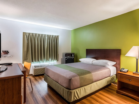 6Ft李彼得博格汽车旅馆