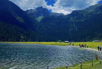 香格里拉出发【无底湖徒步游】【品质出游】