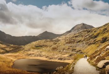 曼彻斯特往返：康威、北威尔士、切斯特【英文团|导游+门票】【曼城出发前往威尔士欣赏壮丽的海边城堡】