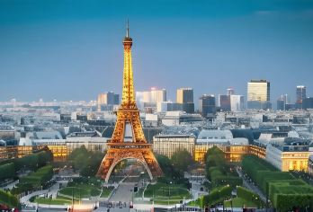 法国巴黎+埃菲尔铁塔+圣心圣殿+香榭丽舍大街+凡尔赛宫一日游【[月销199+]中文司机|专车接送|时间自由|行程可调|可定制行程】