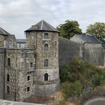 历史探秘包车游：那慕尔城堡+钟楼+罗普斯博物馆+教堂+市集