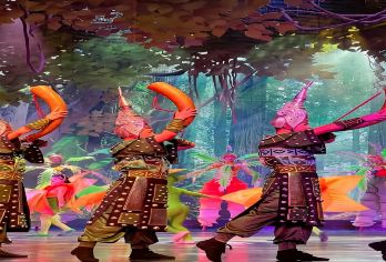 告庄西双景·勐巴拉娜西篝火晚会（金孔雀之夜·勐巴拉娜西）【[景区看点]一场民族文化视觉盛宴，一台以西双版纳民族风情为题材的大型旅游歌舞晚会】