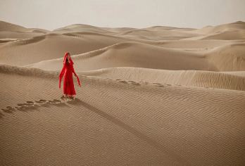 中国新疆喀什地区达瓦昆沙漠旅游风景区一日游【7坐小车团】【感受死亡之海—塔克拉玛干沙漠边缘—金色沙滩中的蓝色碧波】