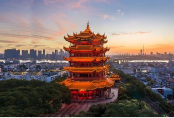 黄鹤楼+博物馆+武大【6人团/VIP逛武大/7座车出行】【[优质出行]一天比大团少步行5000步，平均多玩2小时】