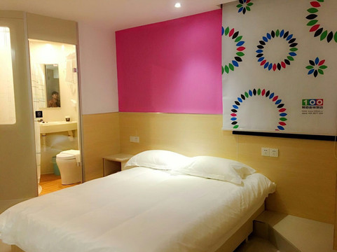 句容易佰连锁旅店宁杭南路店