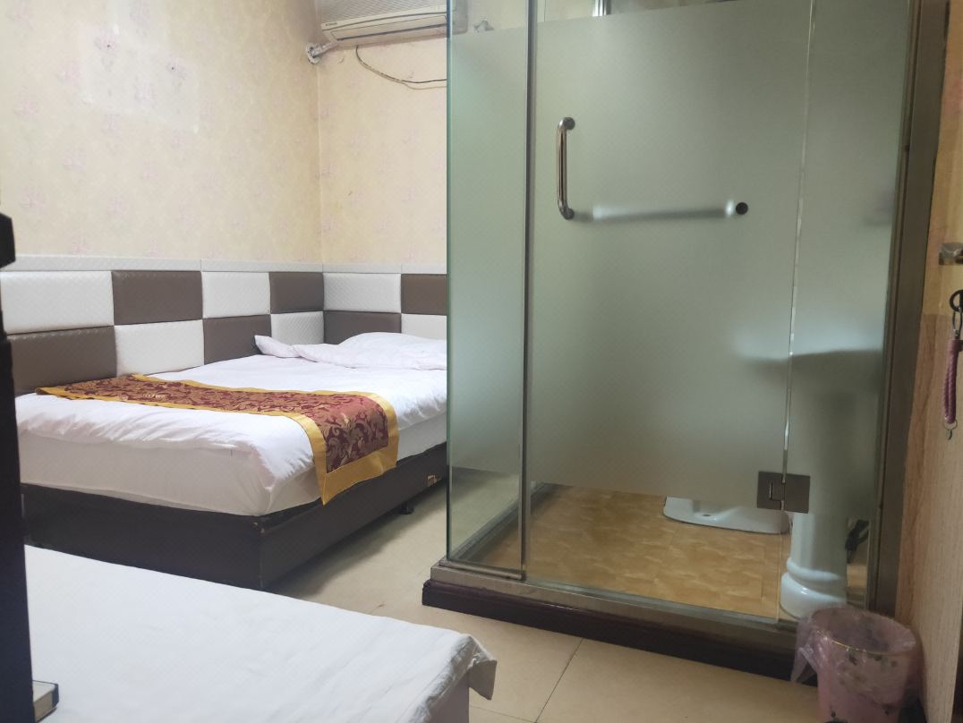 Wuchang Renhe Hotel