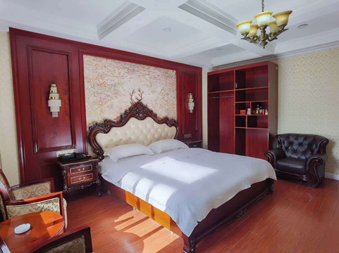 新凯旋门商务宾馆（浚县古城店）