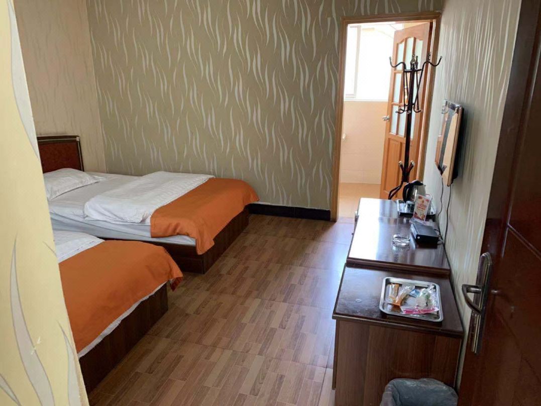 Lijiang Guizhong Hotel