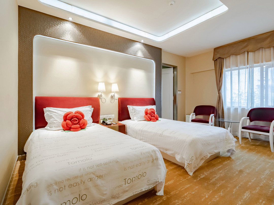 天美乐饭店(武汉武展店)主图