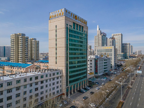 威利欣大酒店 主图