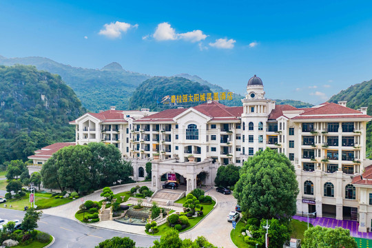 碧桂园太阳城凤悦凤凰酒店(韶关高铁站店)