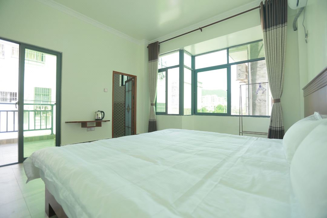 Sanya Peipei Hostel