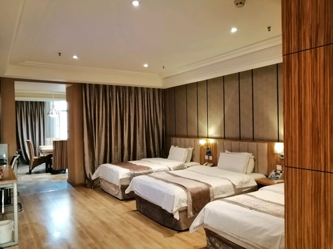 双鸭山雨顺时尚艺术宾馆