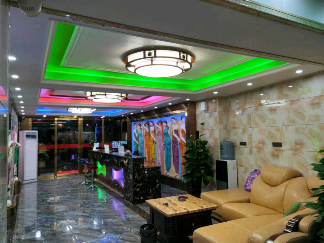 Quanhe Boutique Hotel (Jianpanshan Liuzhou No. 8 High School)