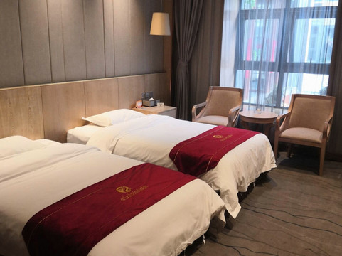 城固金龙花园酒店