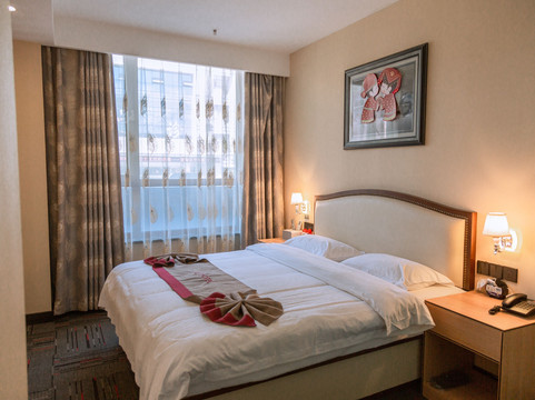 尚客优酒店(宽甸花脖山路店)