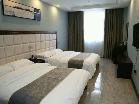 开原名骏假日酒店