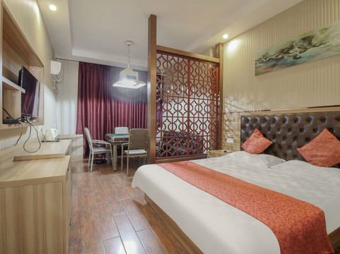 江陵吉楚连锁酒店小小店