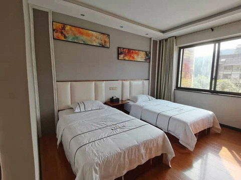 宝山宾馆（梵净山景区东门店）