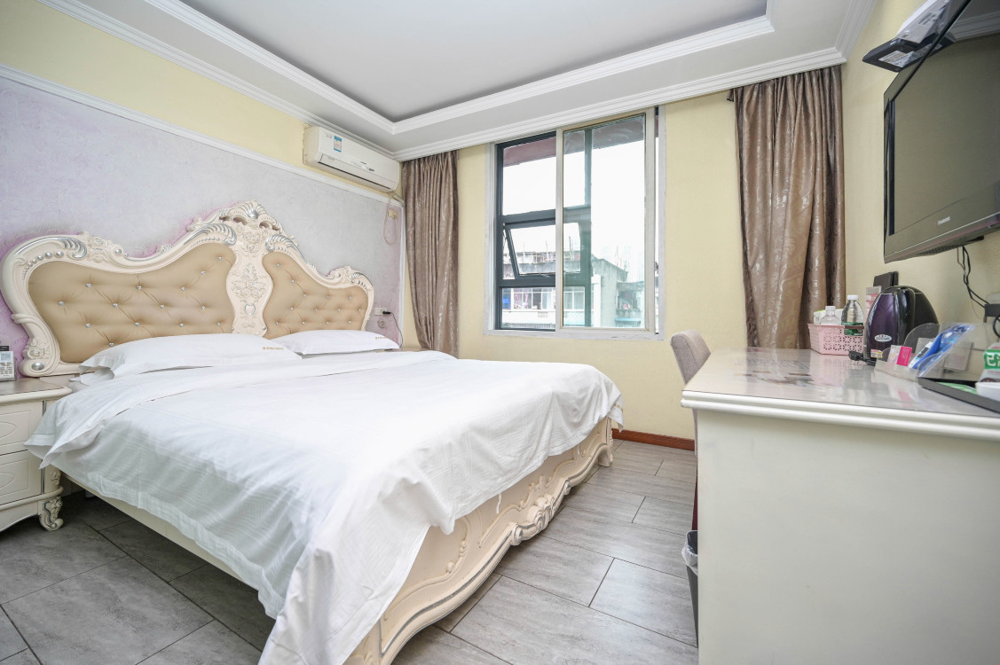 邻水富安假日酒店-官方